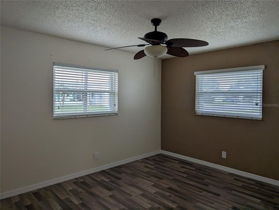 For Sale: $280,000 (2 beds, 2 baths, 1576 Square Feet)