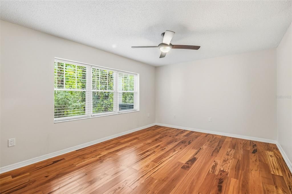 En Venta: $260,000 (2 camas, 2 baños, 1635 Pies cuadrados)