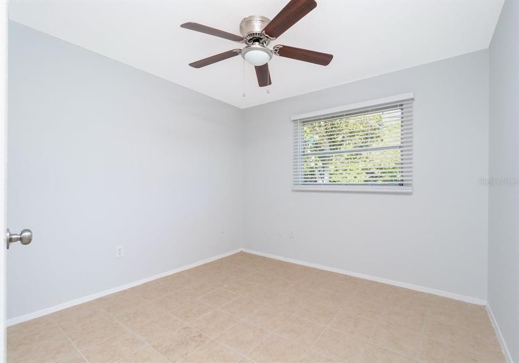 For Rent: $1,850 (4 beds, 2 baths, 1457 Square Feet)