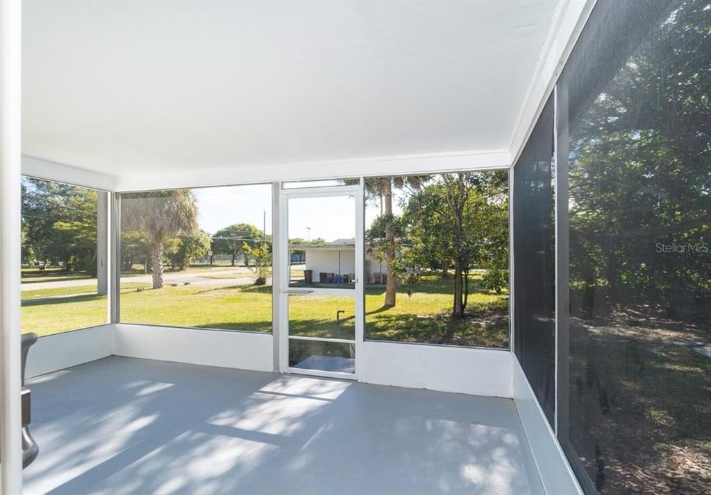 For Rent: $1,850 (4 beds, 2 baths, 1457 Square Feet)