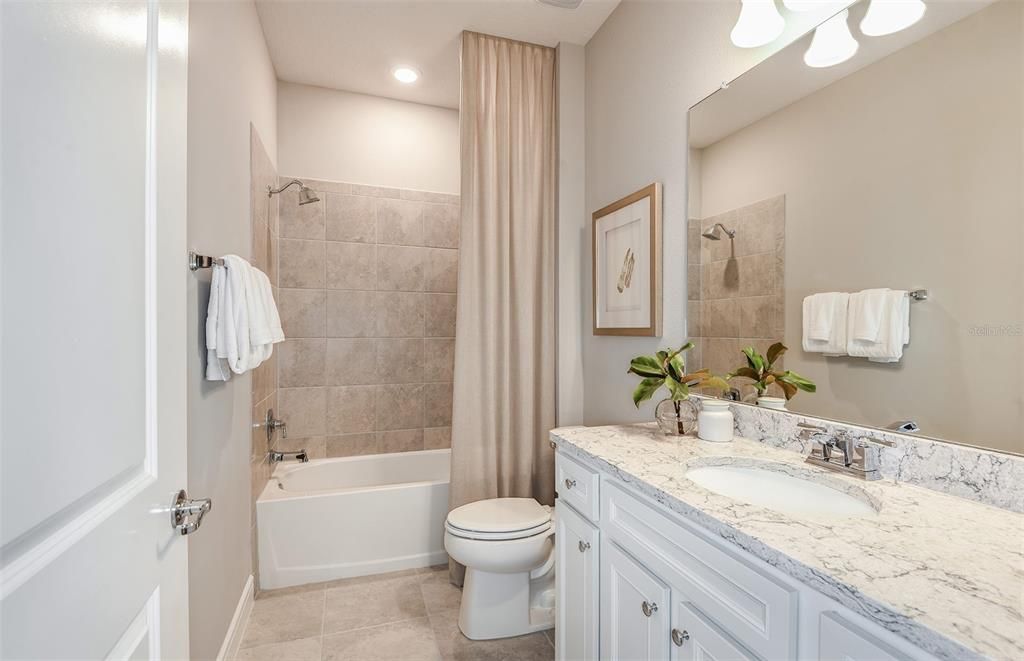 For Sale: $363,450 (2 beds, 2 baths, 1655 Square Feet)