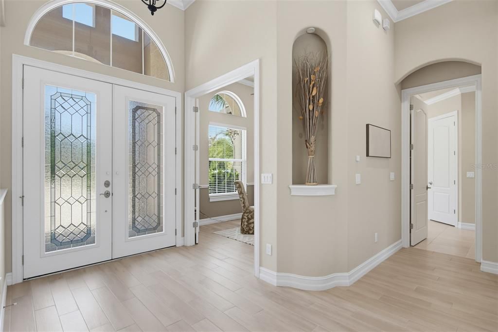 En Venta: $1,299,000 (3 camas, 3 baños, 3025 Pies cuadrados)