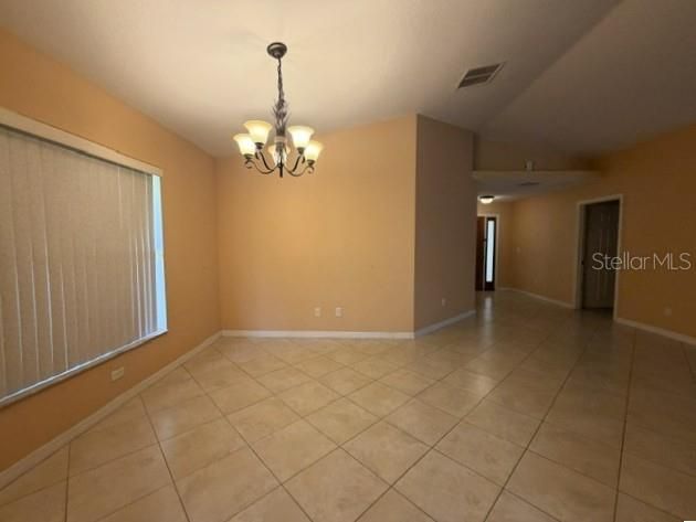 For Rent: $2,300 (3 beds, 2 baths, 1575 Square Feet)