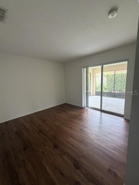For Rent: $2,300 (3 beds, 2 baths, 1575 Square Feet)