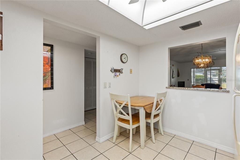 For Sale: $155,000 (2 beds, 2 baths, 1110 Square Feet)