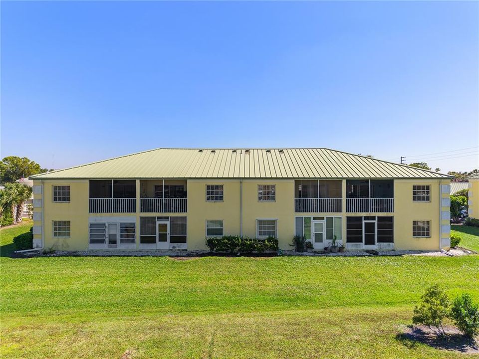 For Sale: $155,000 (2 beds, 2 baths, 1110 Square Feet)