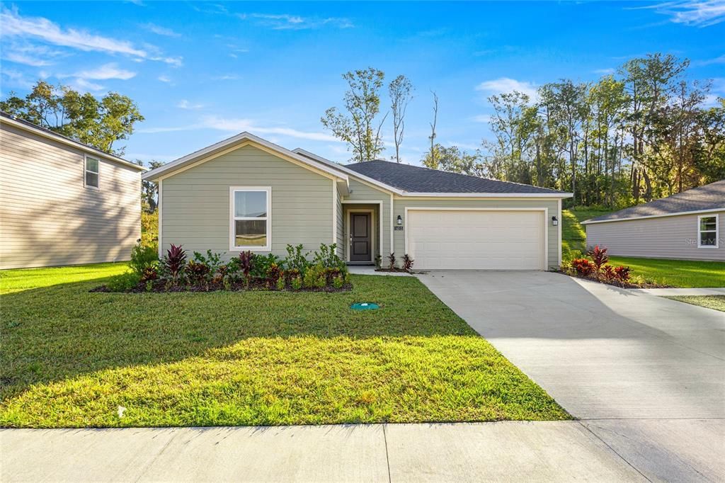 For Sale: $307,990 (4 beds, 2 baths, 1821 Square Feet)