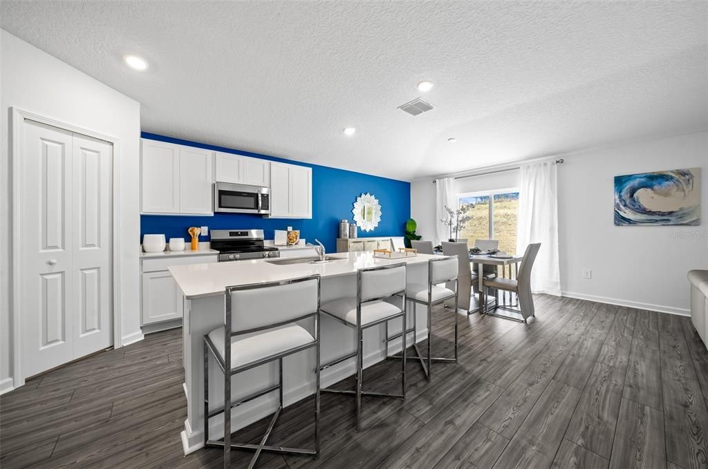 For Sale: $307,990 (4 beds, 2 baths, 1821 Square Feet)