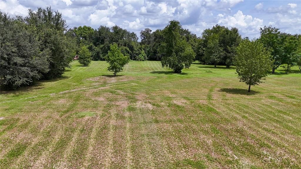 На продажу: $534,000 (5.99 acres)