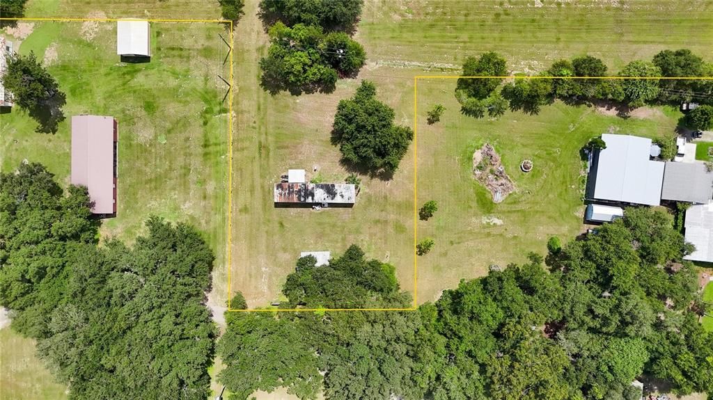 На продажу: $534,000 (5.99 acres)