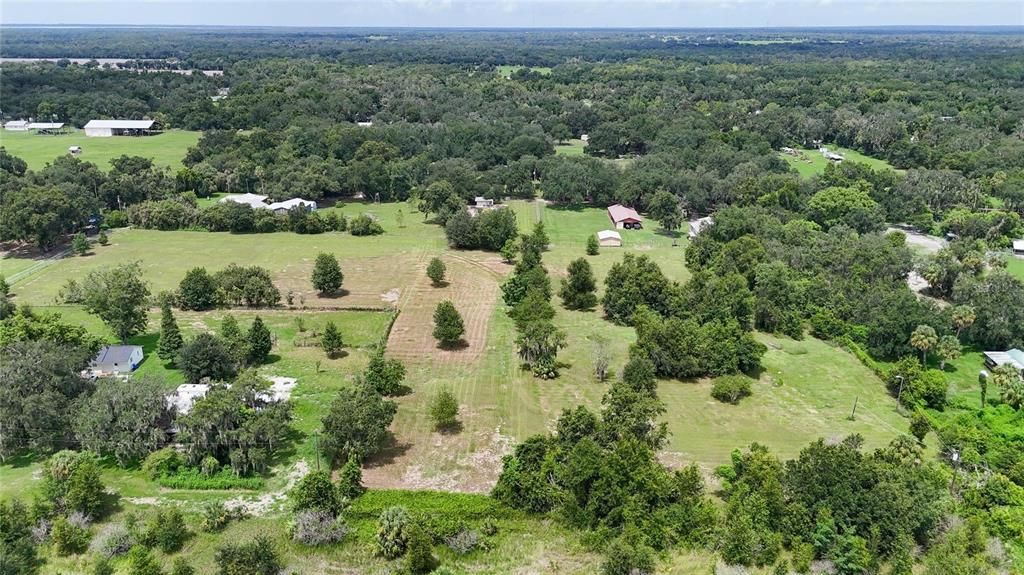 На продажу: $534,000 (5.99 acres)