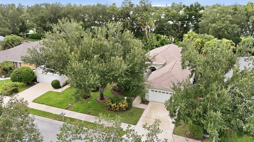 Active With Contract: $479,000 (3 beds, 2 baths, 2110 Square Feet)