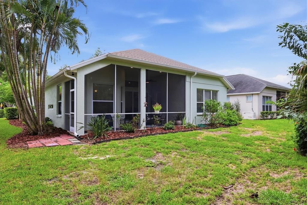 Active With Contract: $479,000 (3 beds, 2 baths, 2110 Square Feet)