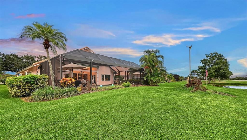 For Sale: $879,000 (3 beds, 4 baths, 2872 Square Feet)