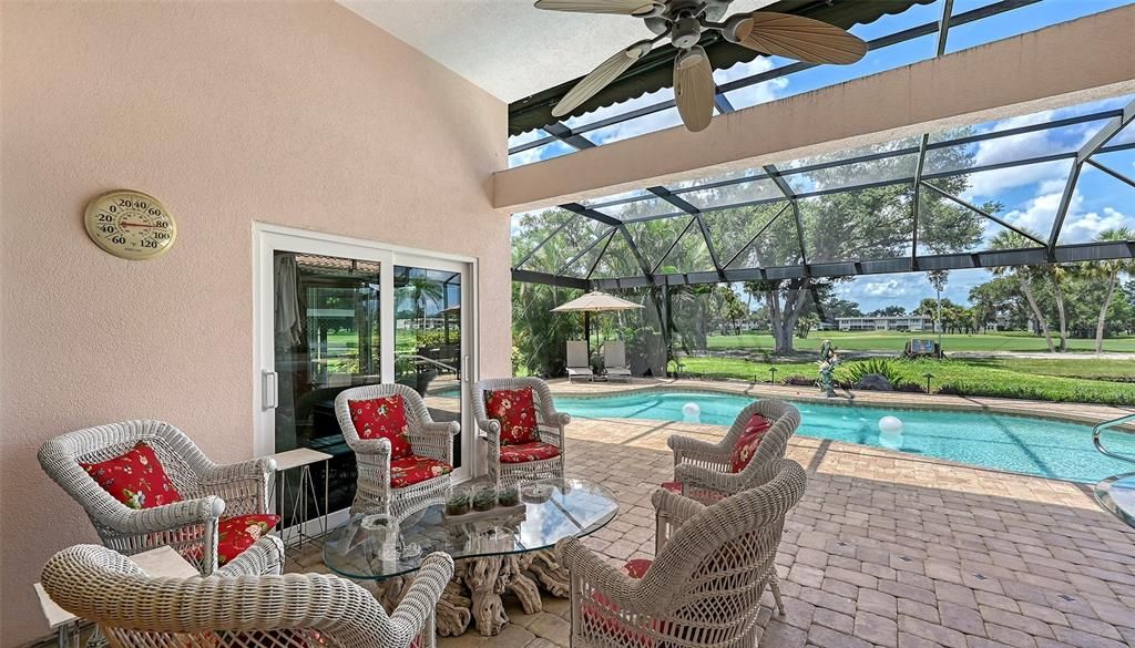 For Sale: $879,000 (3 beds, 4 baths, 2872 Square Feet)