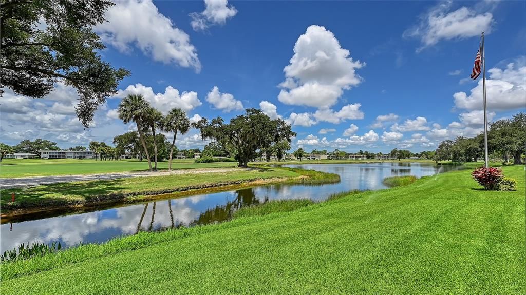 For Sale: $879,000 (3 beds, 4 baths, 2872 Square Feet)