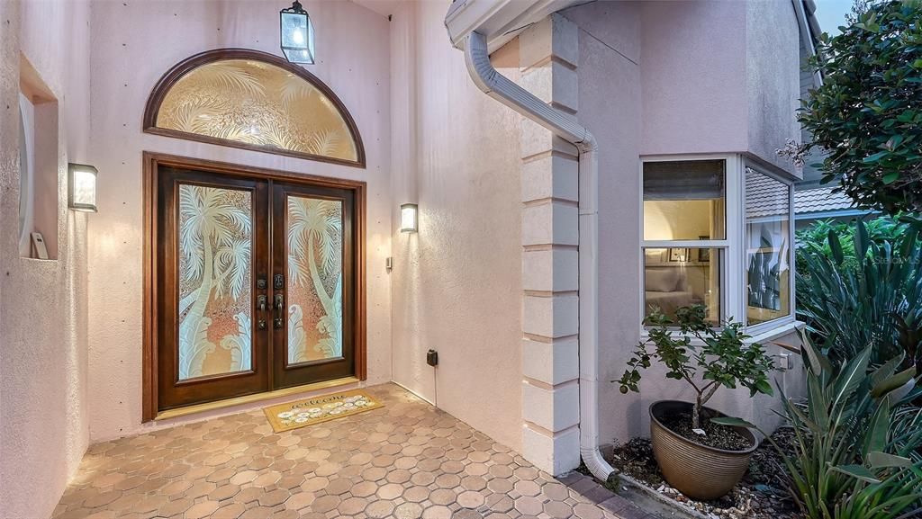 For Sale: $879,000 (3 beds, 4 baths, 2872 Square Feet)