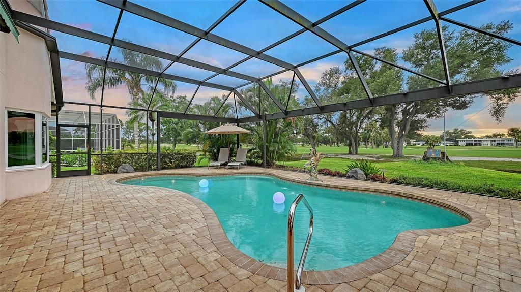 For Sale: $879,000 (3 beds, 4 baths, 2872 Square Feet)