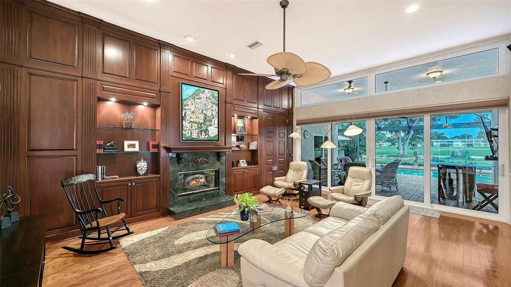 For Sale: $879,000 (3 beds, 4 baths, 2872 Square Feet)