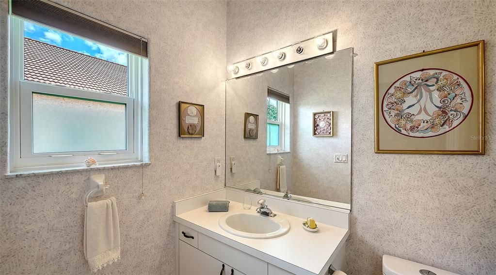 For Sale: $879,000 (3 beds, 4 baths, 2872 Square Feet)