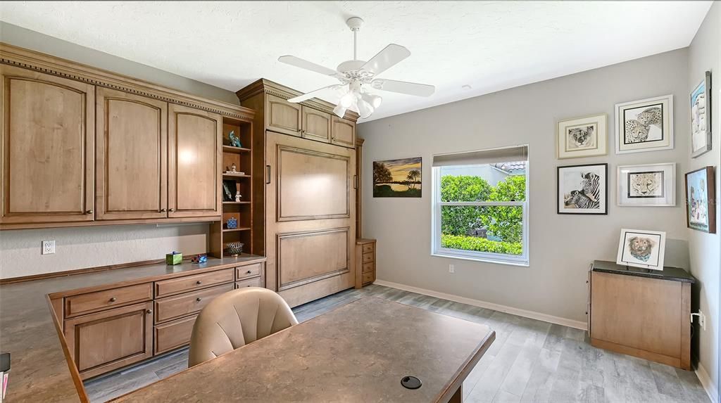 For Sale: $879,000 (3 beds, 4 baths, 2872 Square Feet)