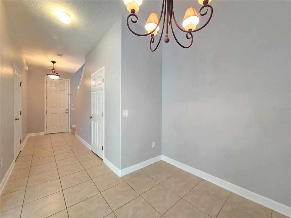 For Rent: $2,200 (3 beds, 2 baths, 1565 Square Feet)