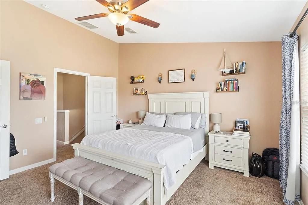 For Rent: $2,450 (3 beds, 2 baths, 1608 Square Feet)