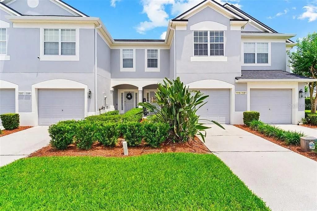 For Rent: $2,450 (3 beds, 2 baths, 1608 Square Feet)