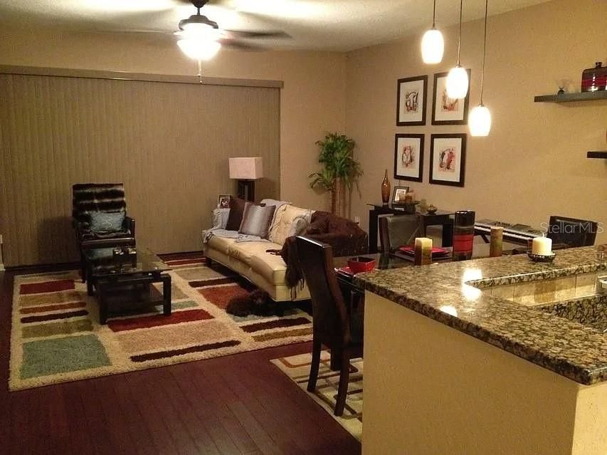 For Rent: $2,450 (3 beds, 2 baths, 1608 Square Feet)