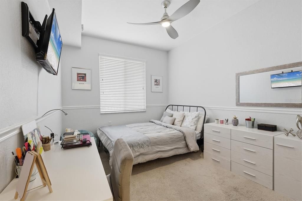 For Sale: $265,000 (2 beds, 2 baths, 1156 Square Feet)
