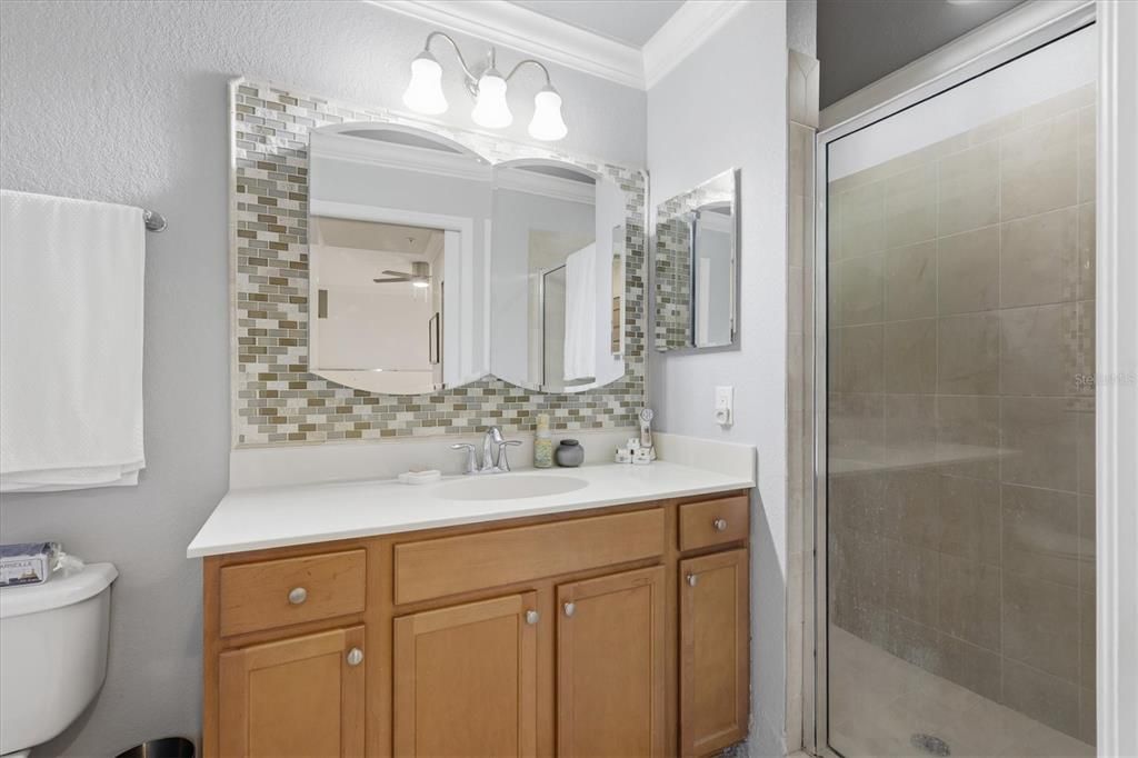For Sale: $265,000 (2 beds, 2 baths, 1156 Square Feet)