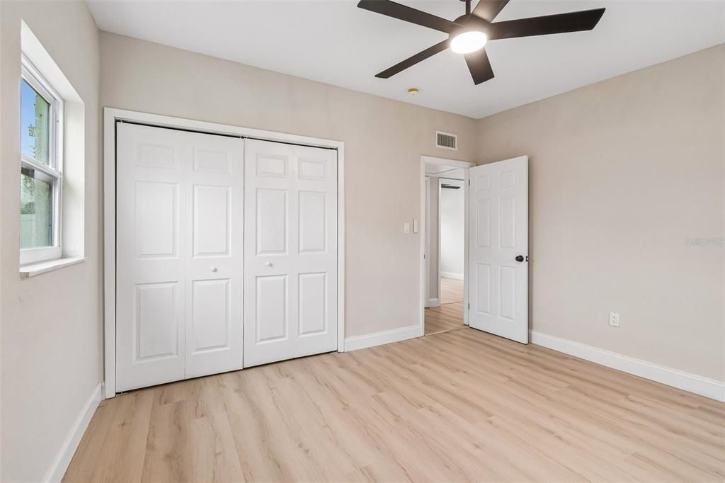 For Sale: $395,000 (3 beds, 2 baths, 1146 Square Feet)