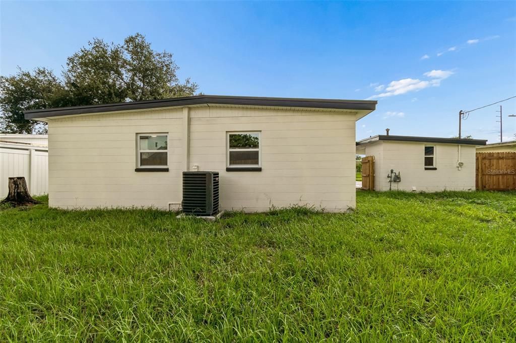 For Sale: $395,000 (3 beds, 2 baths, 1146 Square Feet)