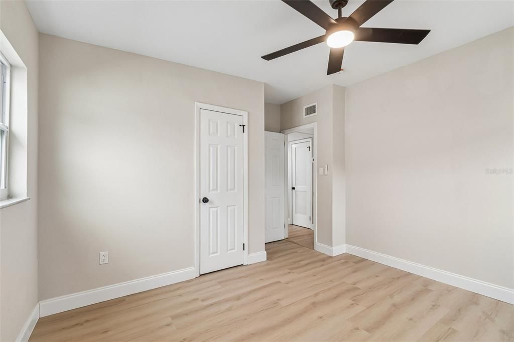 For Sale: $395,000 (3 beds, 2 baths, 1146 Square Feet)