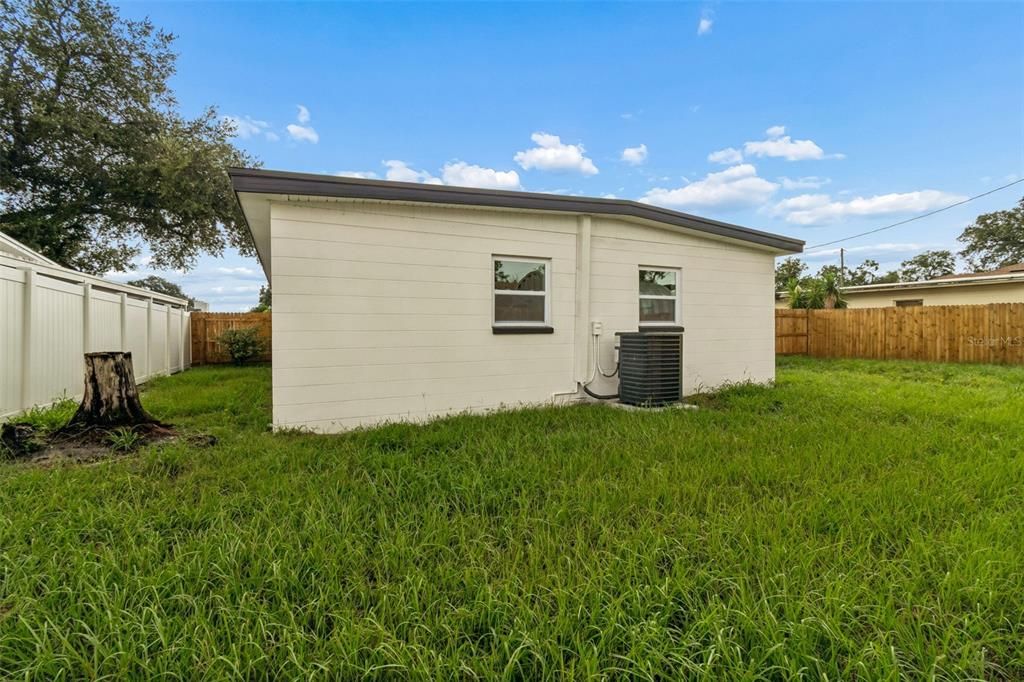For Sale: $395,000 (3 beds, 2 baths, 1146 Square Feet)