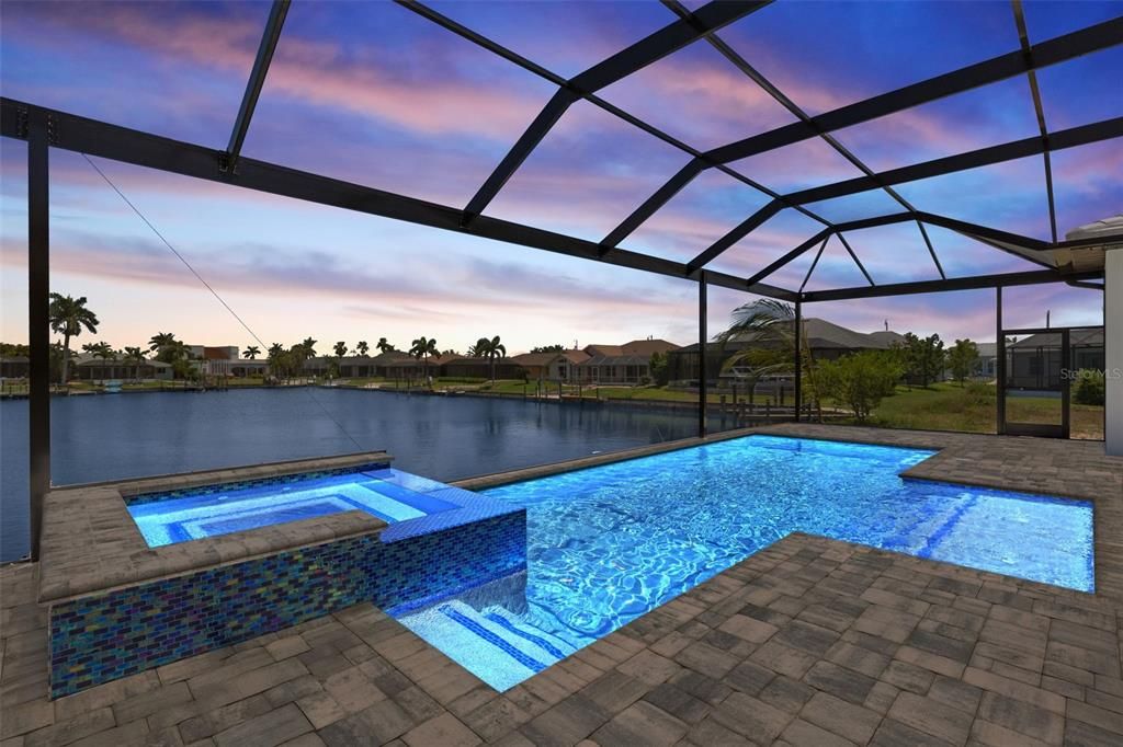 En Venta: $1,349,000 (3 camas, 3 baños, 2200 Pies cuadrados)