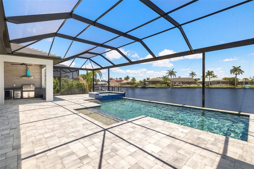 En Venta: $1,349,000 (3 camas, 3 baños, 2200 Pies cuadrados)