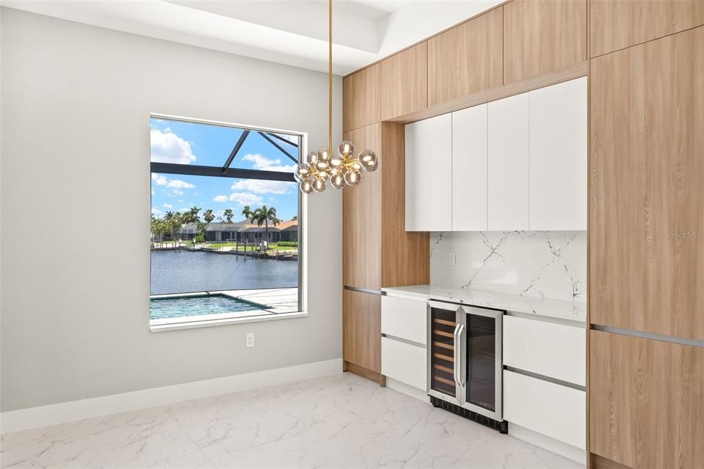 En Venta: $1,349,000 (3 camas, 3 baños, 2200 Pies cuadrados)