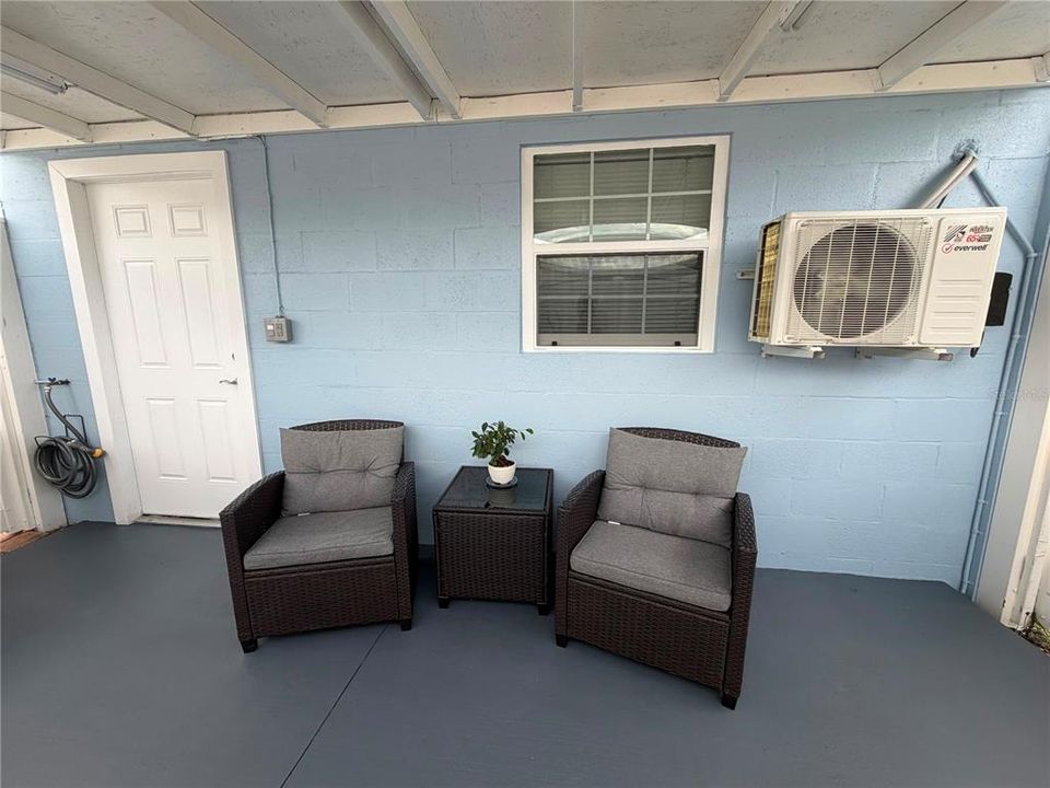 For Rent: $1,200 (1 beds, 1 baths, 400 Square Feet)