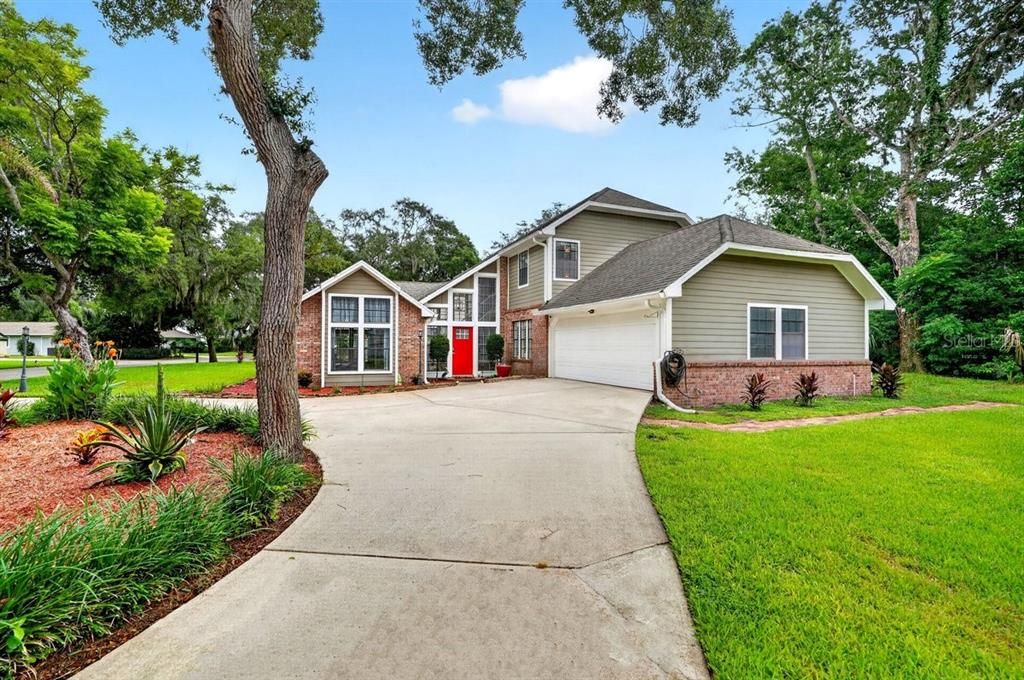 For Sale: $420,000 (3 beds, 2 baths, 2036 Square Feet)
