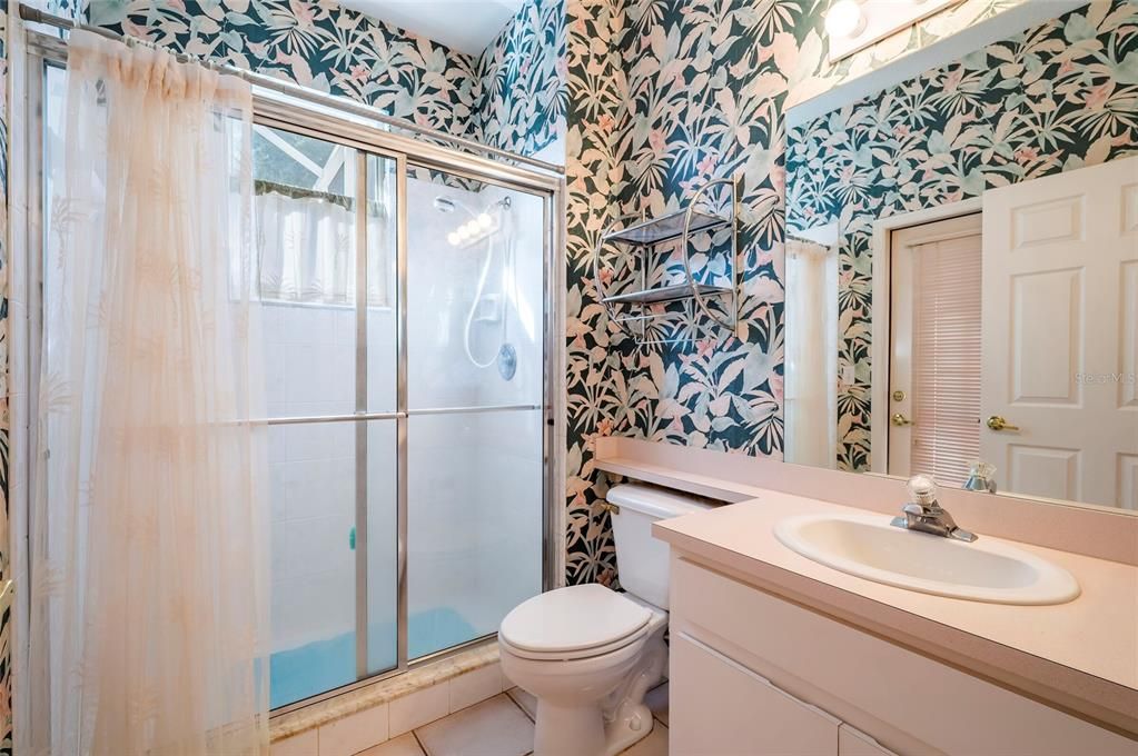 For Sale: $460,000 (4 beds, 2 baths, 1932 Square Feet)