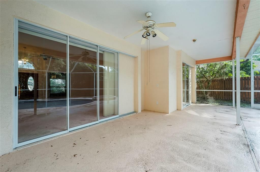 For Sale: $460,000 (4 beds, 2 baths, 1932 Square Feet)