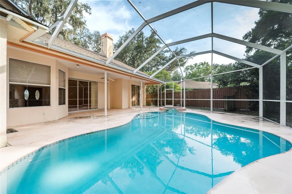 For Sale: $460,000 (4 beds, 2 baths, 1932 Square Feet)