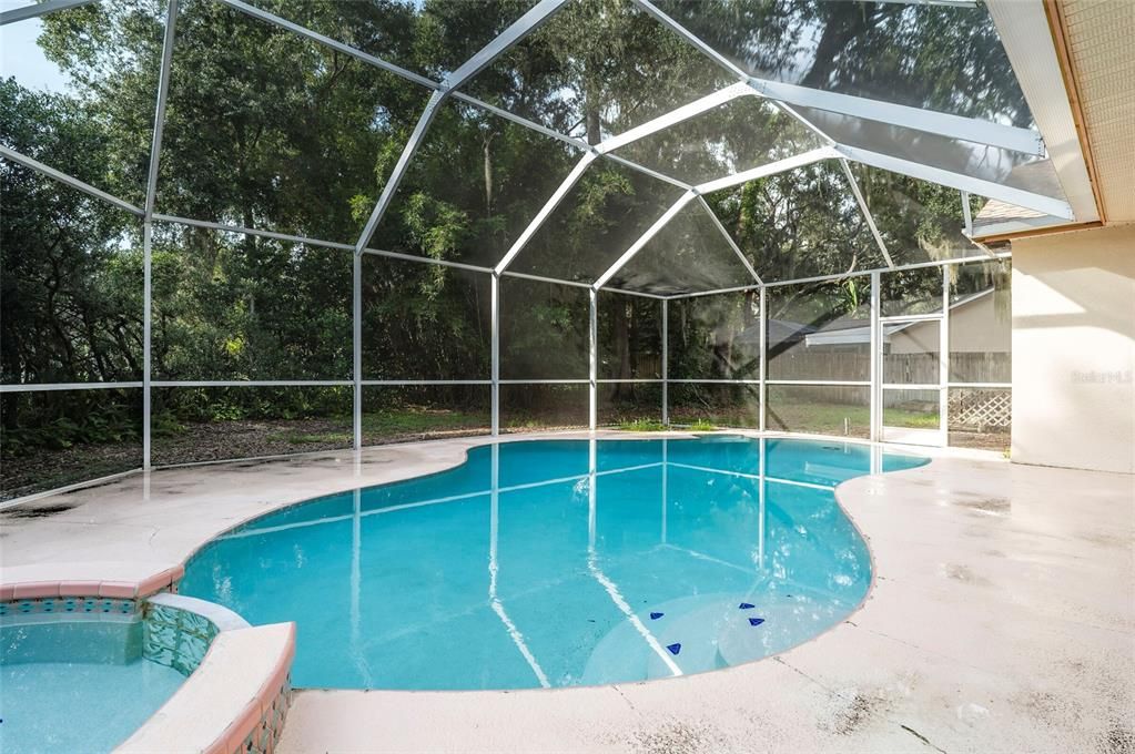 For Sale: $460,000 (4 beds, 2 baths, 1932 Square Feet)