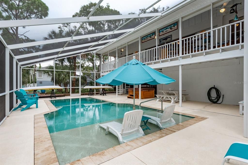 Activo con contrato: $750,000 (4 camas, 3 baños, 2085 Pies cuadrados)