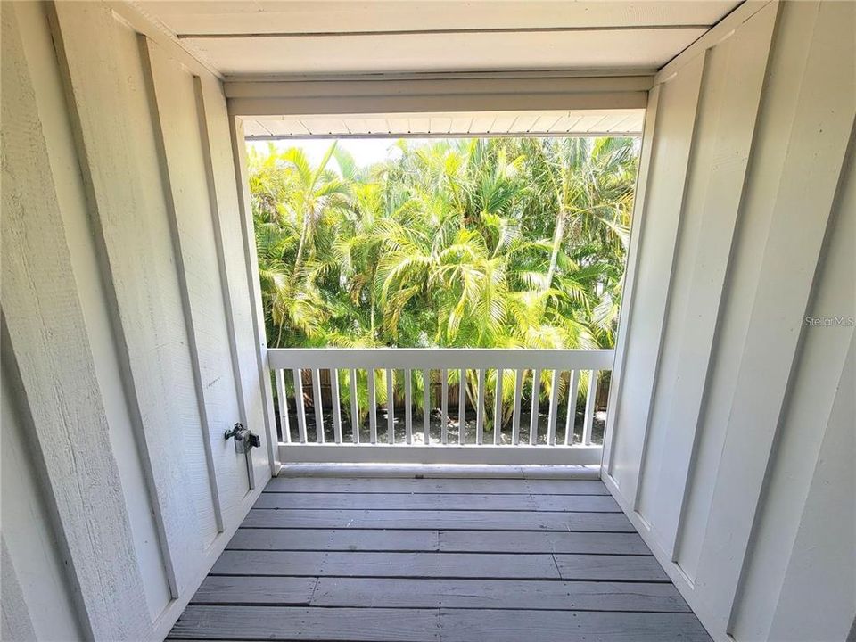For Rent: $3,200 (3 beds, 2 baths, 2752 Square Feet)