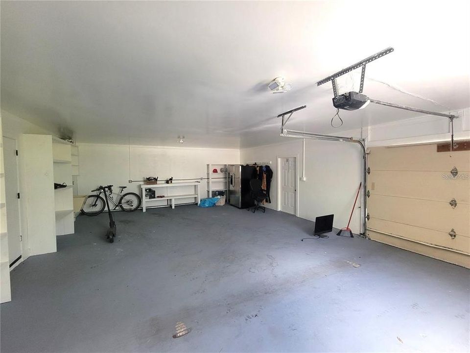 For Rent: $3,200 (3 beds, 2 baths, 2752 Square Feet)