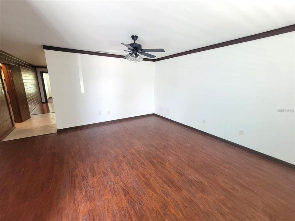 For Rent: $3,200 (3 beds, 2 baths, 2752 Square Feet)