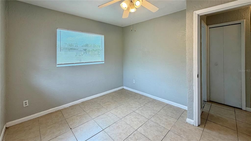 For Rent: $1,495 (3 beds, 2 baths, 949 Square Feet)