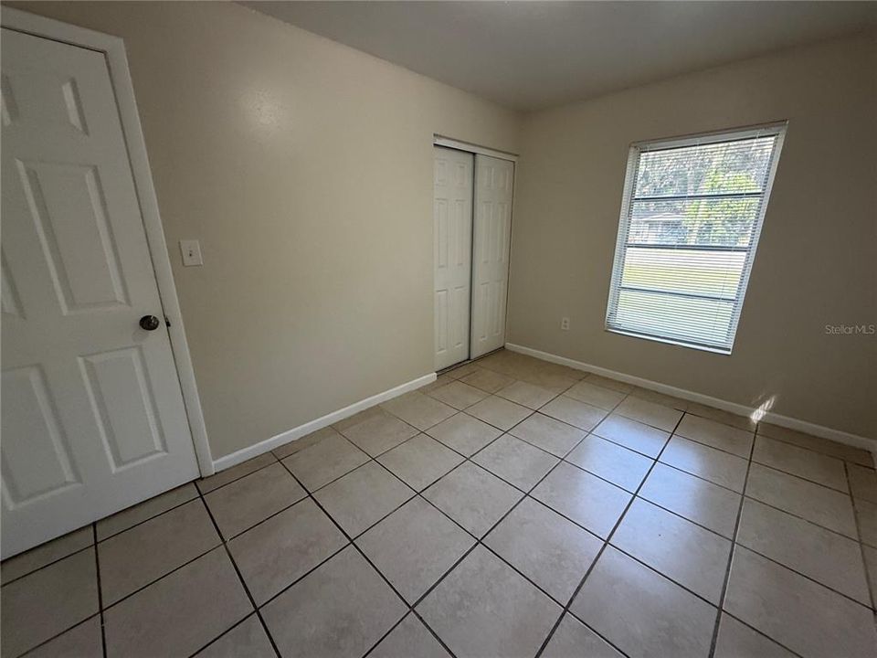 For Rent: $1,459 (3 beds, 1 baths, 958 Square Feet)